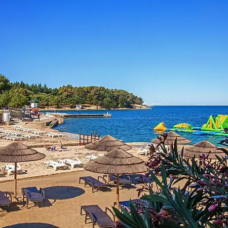 Spacious With Garden In Croatia